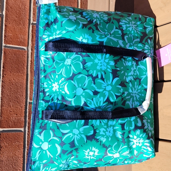 KATE SPADE NWT LARGE GREEN MULTI PACKABLE TOTE WITH WRISTLET! - Picture 7 of 13